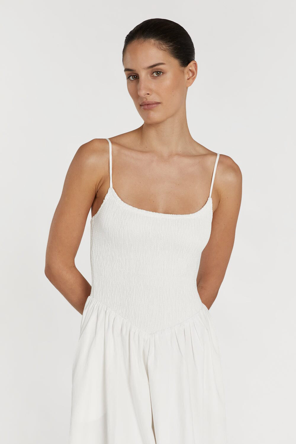 DFS11922WE.100_11_21414b25-751a-4ba9-b99a-848a6103b55f